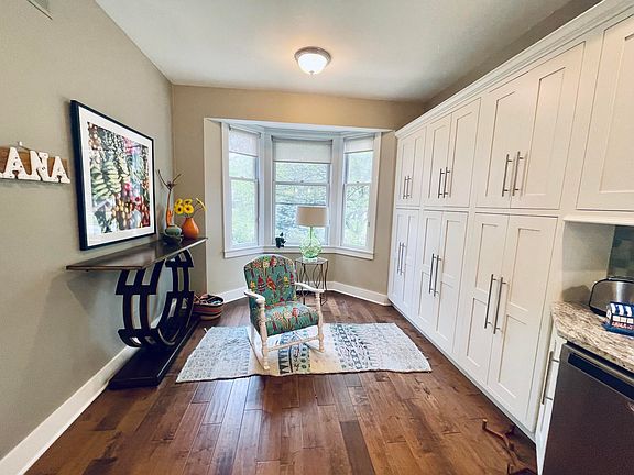 4th image of 5005 Waters Edge Dr