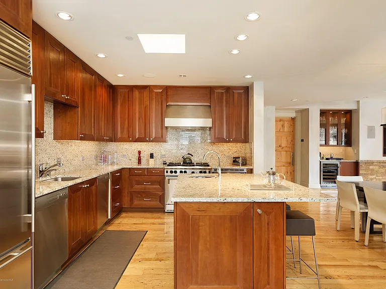 102 Founders Pl #301 — Photo 7