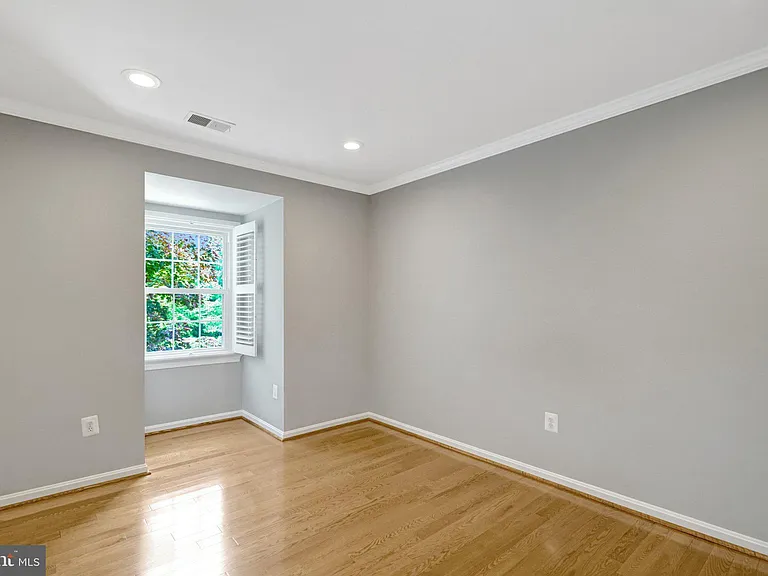 6281 Gentle Ln — Photo 30