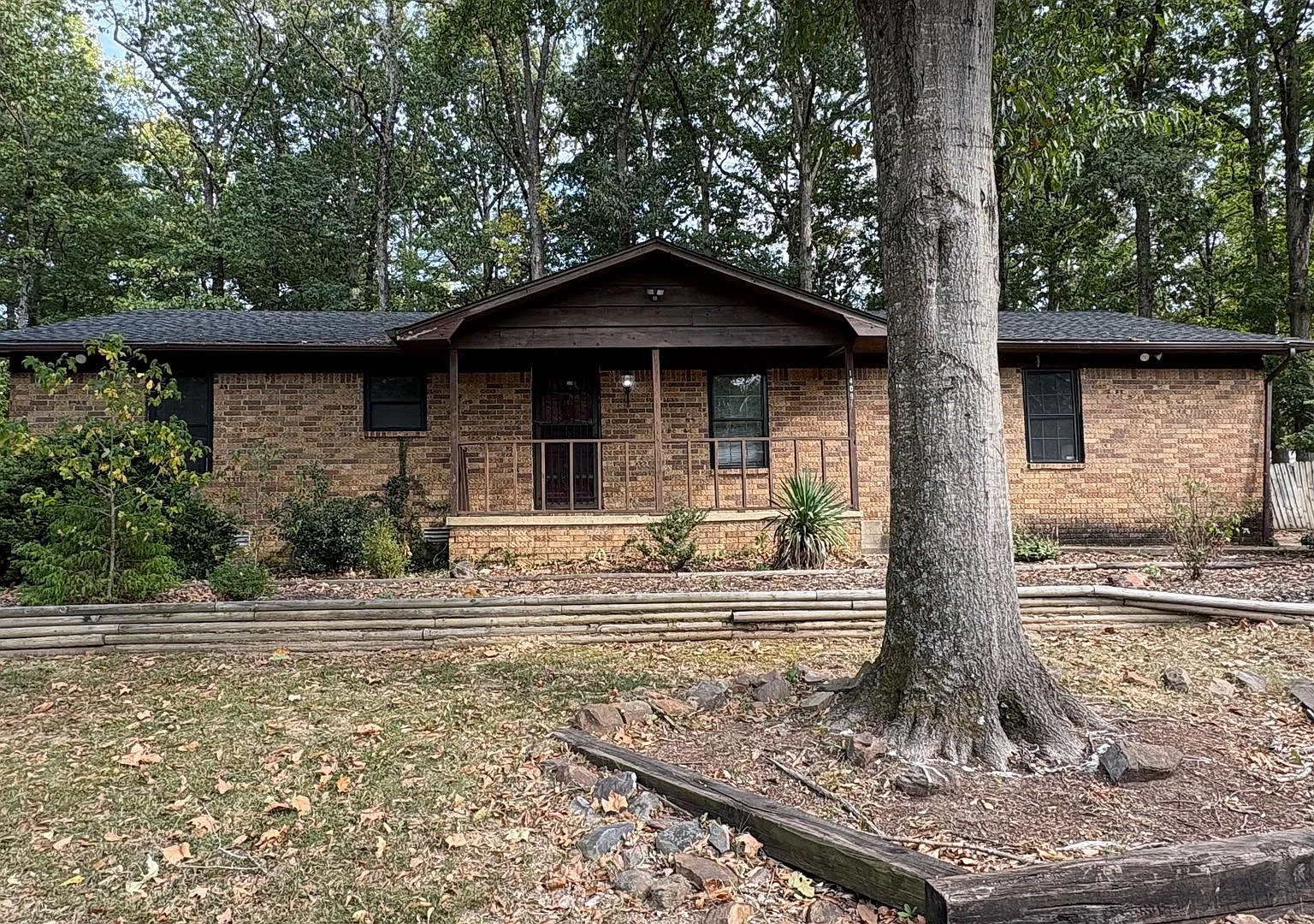 4 Bedroom, 3 Bathroom home in Benton! — Photo 2