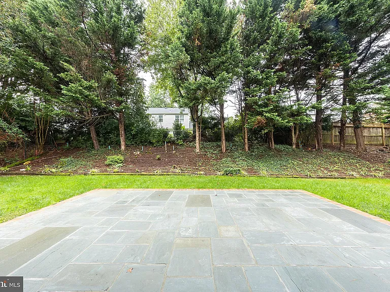 615 Smallwood Rd — Photo 42