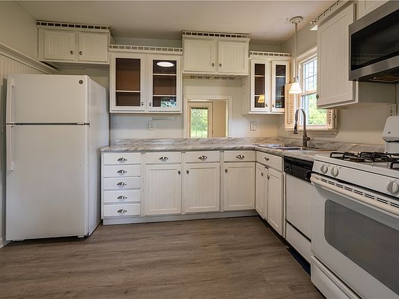 5th image of 323 Idlewood Rd