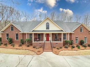 121 Wintergreen Ct, Lexington, SC 29072