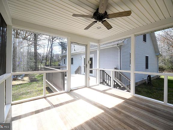 5th image of 605 Planters Wharf Rd