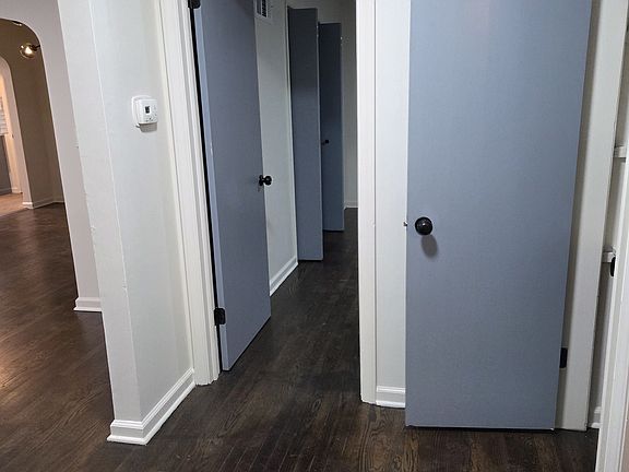 4th image of 1600 E 77th Ter