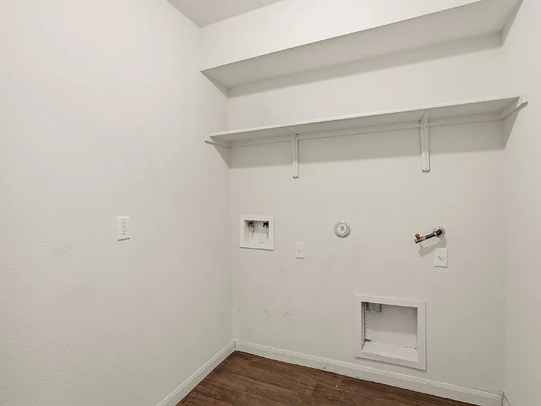 351 Musgrav — Photo 18