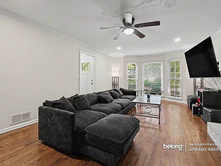 2485 Zachary Woods Dr NW — Photo 9