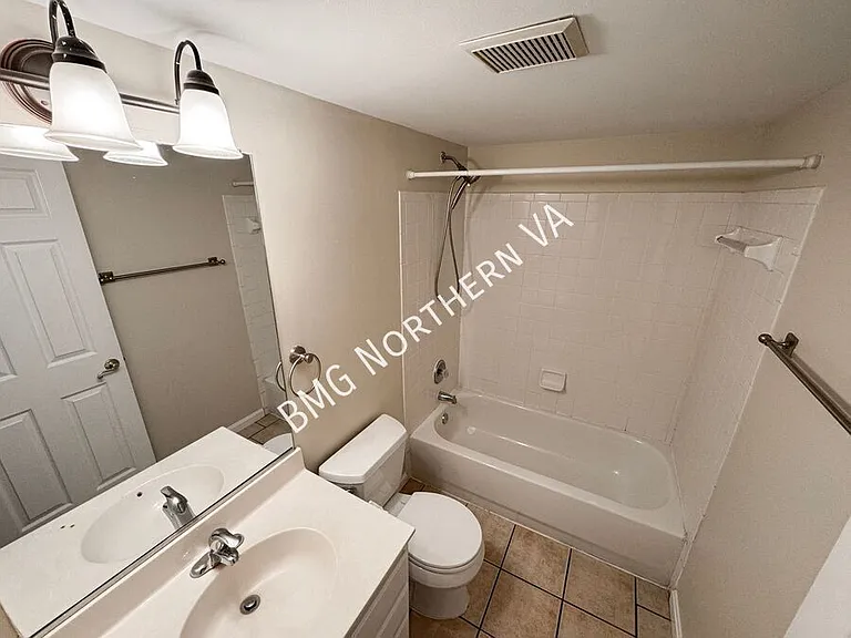 10230 Magnolia Grove Dr — Photo 22