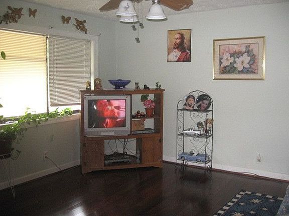 Living room with Cherry floors