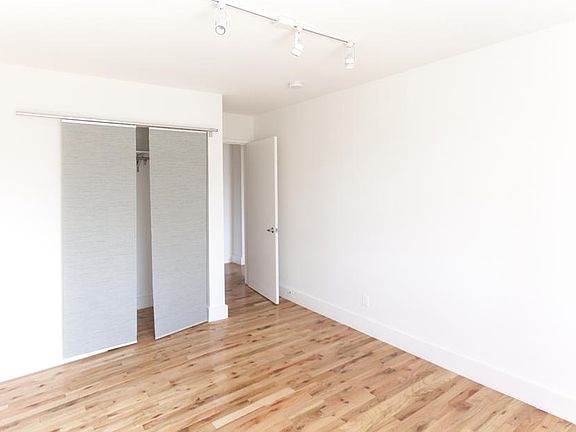 5th image of 201 Avenue 55 #101
