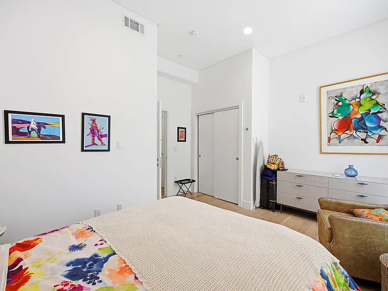 399 E Del Mar Blvd #103 — Photo 17