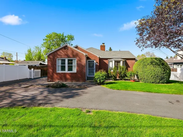 2409 Summitview Ave, Yakima, WA 98902