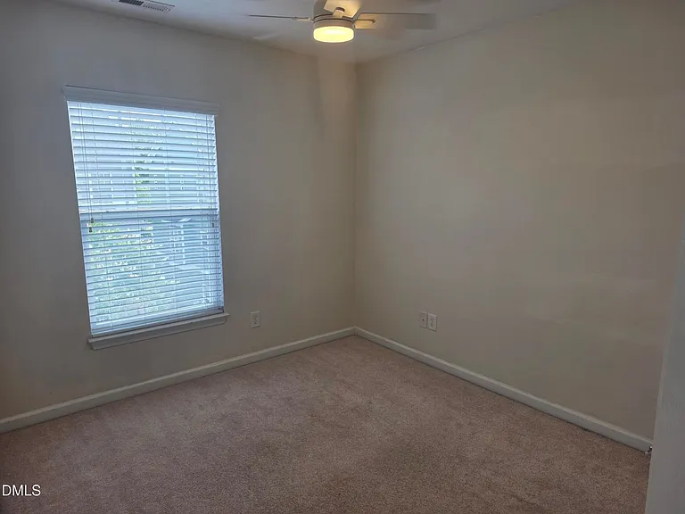 124 Braeside Ct — Photo 20
