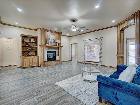 3rd image of 10624 Sundance Dr