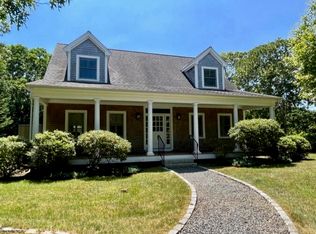 225 Great Plains Rd, West Tisbury, MA 02575