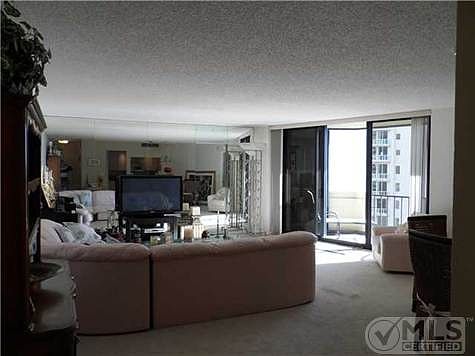 5th image of 2800 N Ocean Dr #B-18a