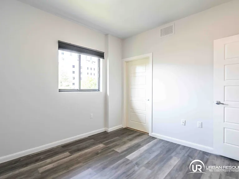 300 Majorca Ave #Penthouse 403 — Photo 21