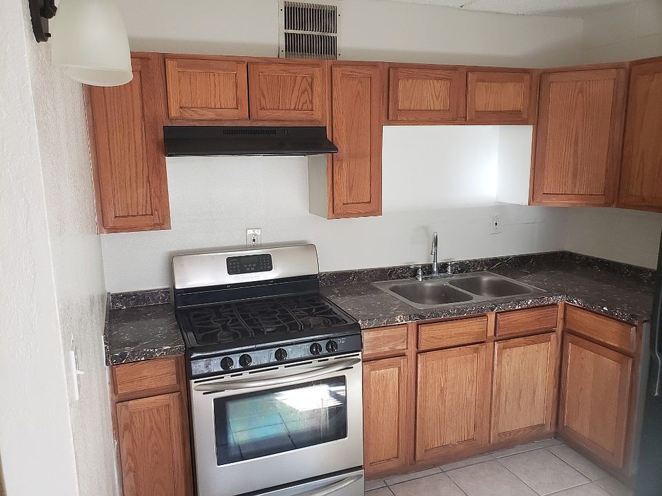 1st image of 401 N D St #5