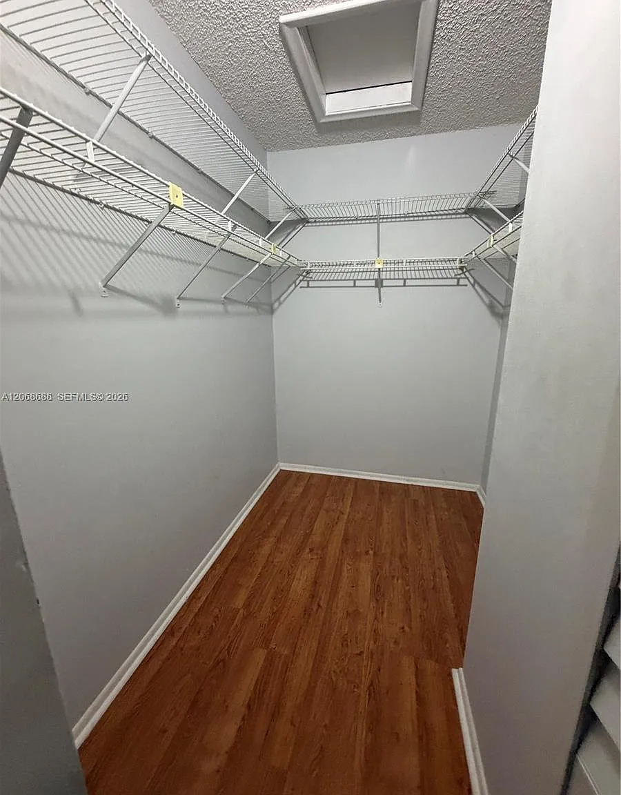 2 bed, 2.0 bath, $2,200 — Photo 3