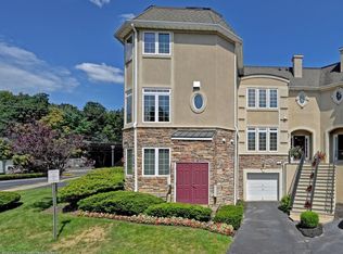 3 W Aspen Way, Matawan, NJ 07747