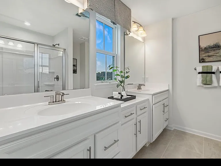 107 Leah Dr — Photo 11