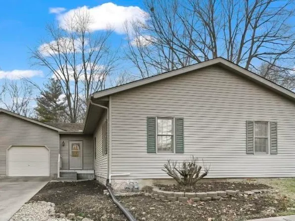 507 S 11th St, Petersburg, IL 62675