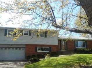 926 Tammy Cir, Dayton, OH 45415