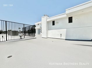4408 Fulton Ave #304, Sherman Oaks, CA 91423