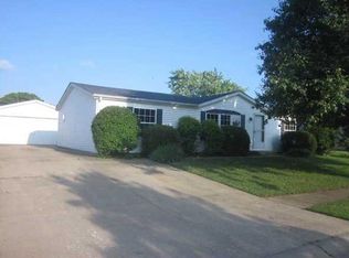 4729 Autumn Ridge Dr, Columbus, IN 47203