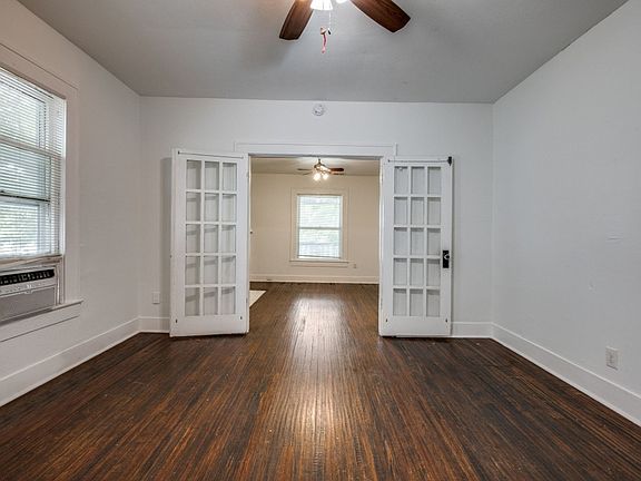 2nd image of 804 Sunset Ave APT C