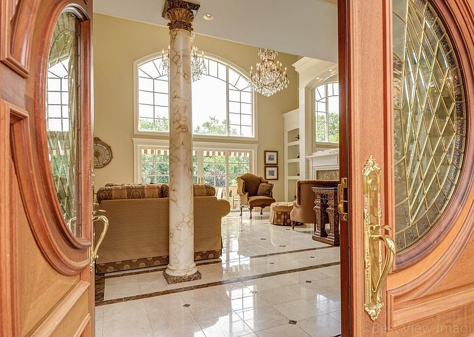 24 Coachman Ridge Rd, Shrewsbury, MA 01545 Zillow