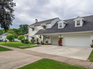 606 Gilbert Ave, Eau Claire, WI 54701
