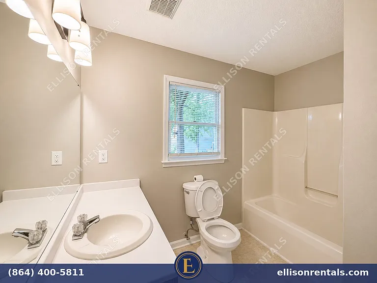 310 Waterbury Ct — Photo 7