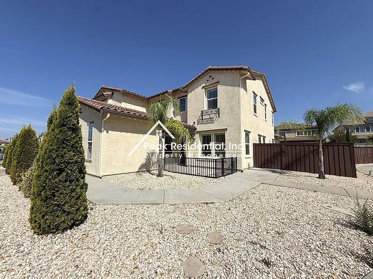3535 Heron Ct — Photo 3