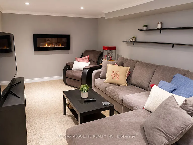 1 Arundel Ave — Photo 13