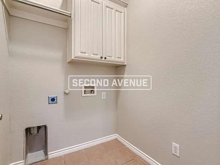 302 Charlie Way — Photo 27