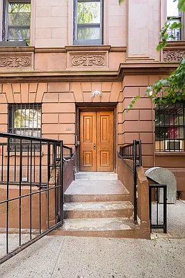 Rented by C2R Management LLC | media 15