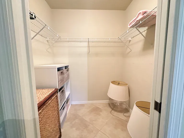 13018 Parktree Ct — Photo 23