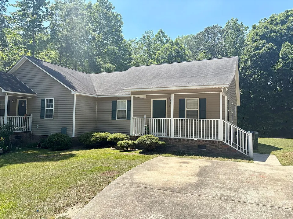 105 Lonesome Wind Way