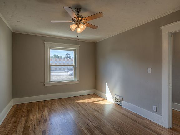 3rd image of 3919 Farnam St #3919