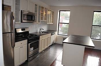 1st image of 68 Lafayette Ave APT 2