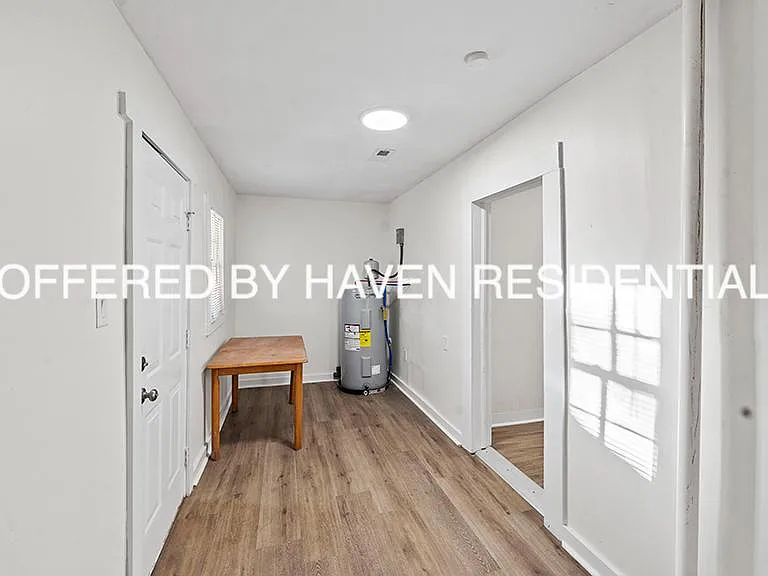423 Church St NW — Photo 25