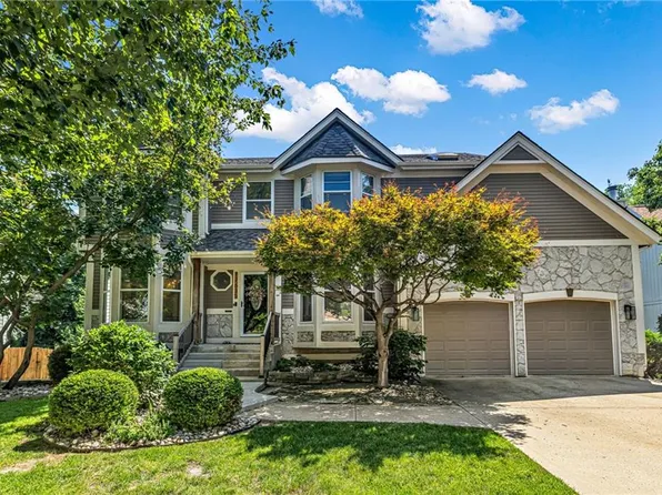 17635 W 113th St, Olathe, KS 66061