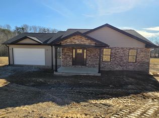 100 Emily Ln, London, KY 40741