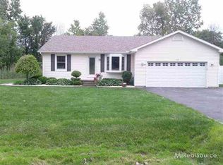 4185 Neuman Rd E, Saint Clair, MI 48079