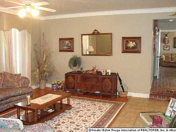 5th image of 11140 Mill Creek Ln