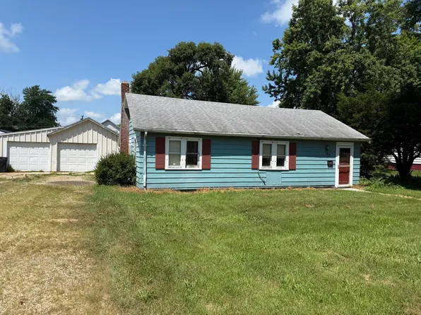 332 N Jones Ave, Amboy, IL 61310