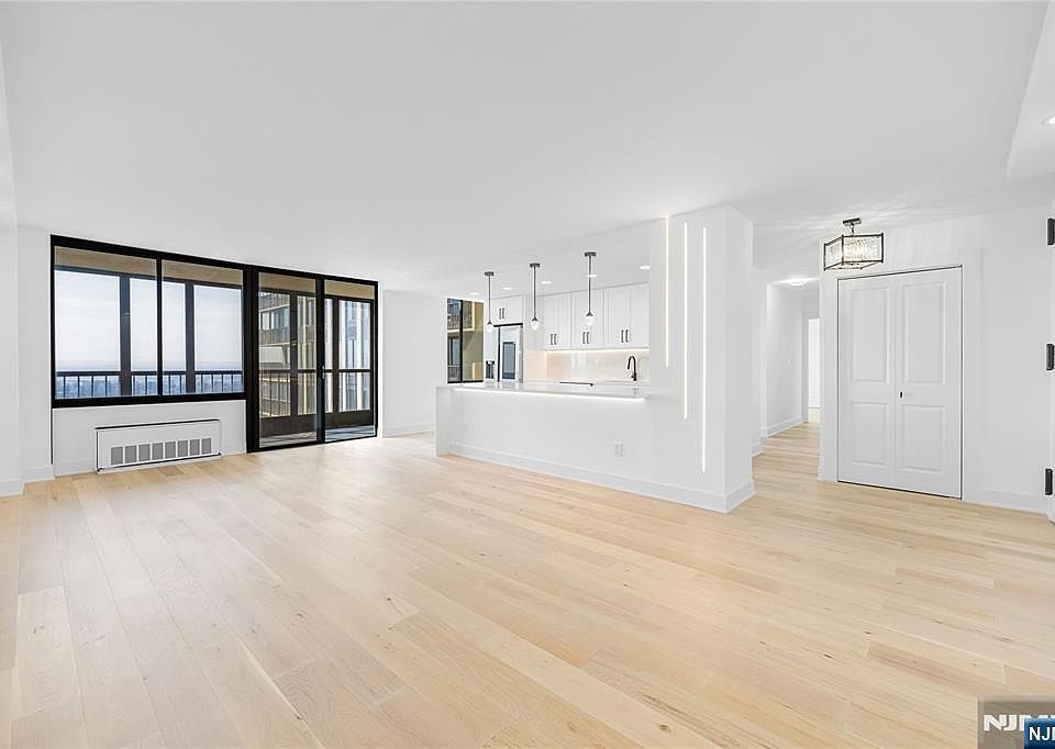 1st image of 200 Winston Dr APT 2417