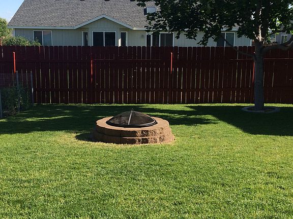 3rd image of 9108 Maltese Dr