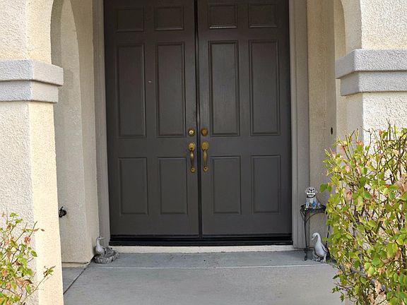 4th image of 15865 Mohican Way